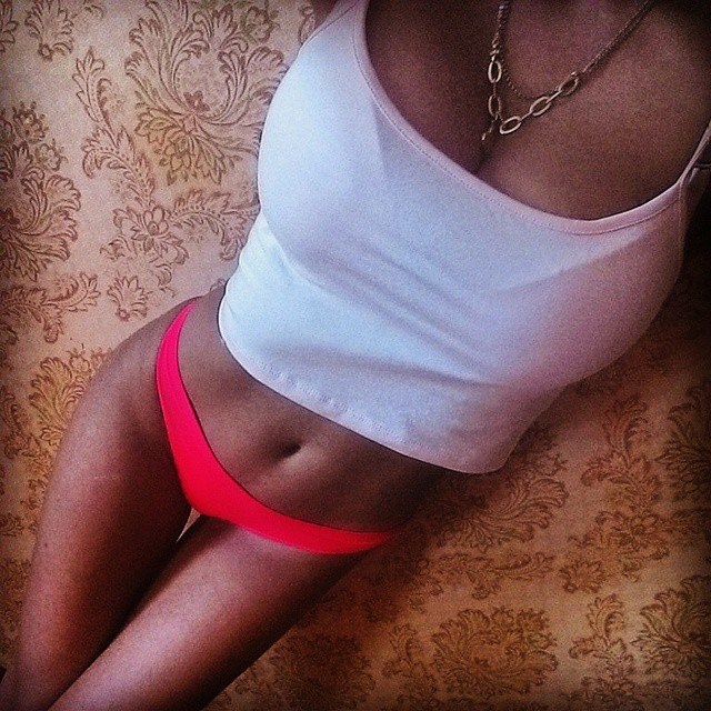 У меня есть широкий выбор услуг, от ласкового эротического массажа до экспериментов с ролевыми играми. Я люблю экспериментировать и пробовать новое. 💋✨
Мои возможности безграничны, я знаю, как доставить истинное наслаждение. Могу быть страстной и игривой, а также нежной и ласковой. Чувственный стриптиз, оральные ласки, классический секс - все это только часть моих умений. 🌟🔥
Клиенты говорят, что общение со мной наполняет их жизнь яркими красками. Мои отзывы подтверждают мою высокую профессиональность и уровень сервиса. Забудь обо всех заботах и стрессе сегодня вечером, в моих руках ты будешь погружен в мир удовольствия. 🌈🌹
Приглашаю тебя в мою уютную личную квартиру, где нас ждут комфорт и полное расслабление. Я живу в Москве, и могу стать для тебя настоящей фантазией, исполнив все твои сокровенные мечты. 👠💫
У меня есть множество фотографий, чтобы ты мог увидеть, насколько я прекрасна и соблазнительна. Не теряй время, дай себе возможность испытать истинное блаженство в моих объятиях. Свяжись со мной сегодня и получи незабываемые ощущения. 💕⚡️ 26447, 22 года